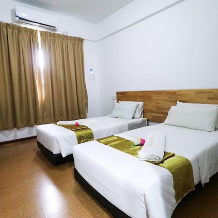 Am Transit Inn Kuala Terengganu Bagian luar foto