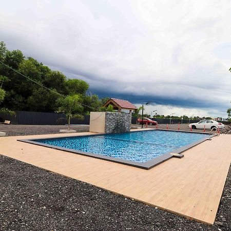 Am Transit Inn Kuala Terengganu Bagian luar foto