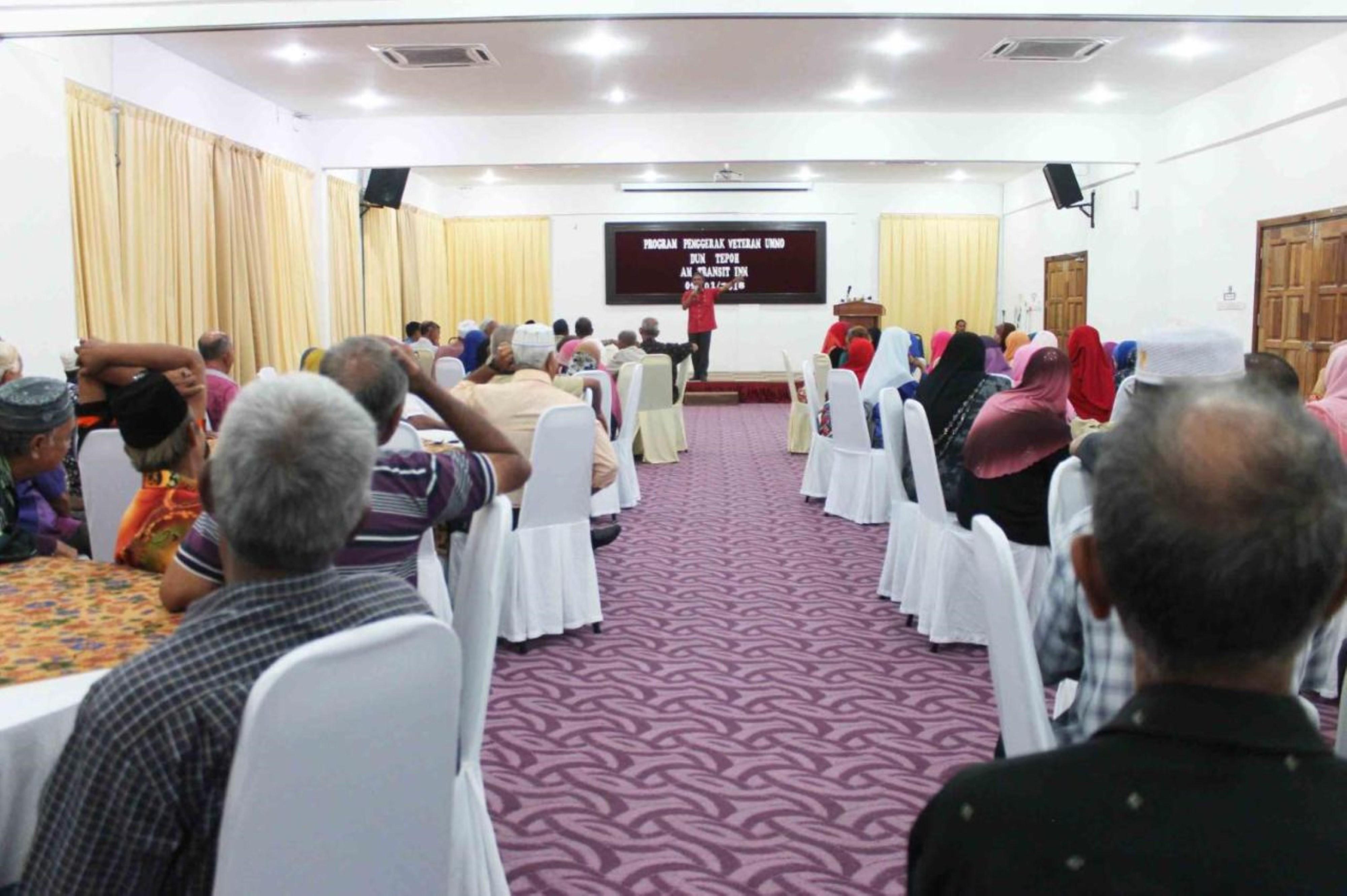 Am Transit Inn Kuala Terengganu Bagian luar foto
