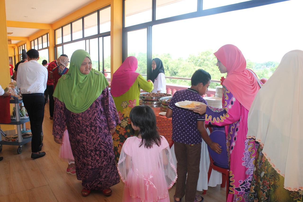 Am Transit Inn Kuala Terengganu Bagian luar foto