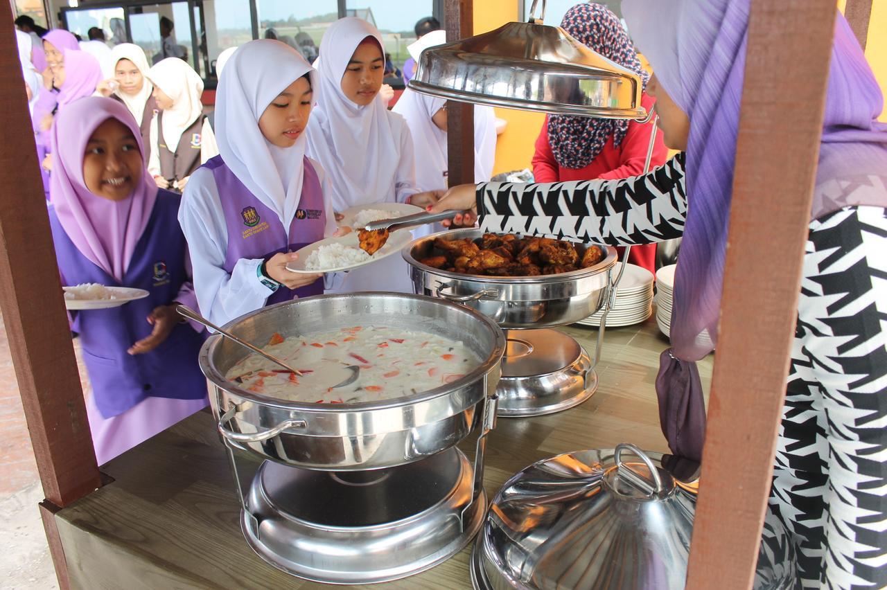 Am Transit Inn Kuala Terengganu Bagian luar foto